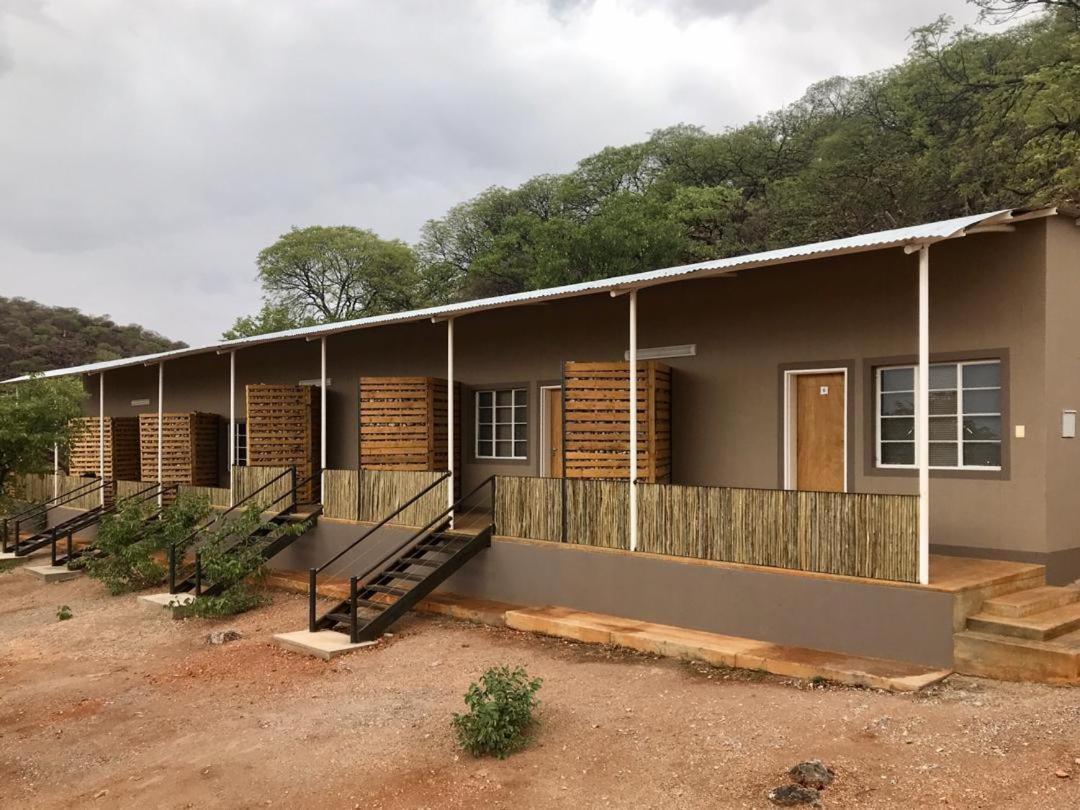 Kifaru Bush Camp Hotel เอาท์โจ ห้อง รูปภาพ