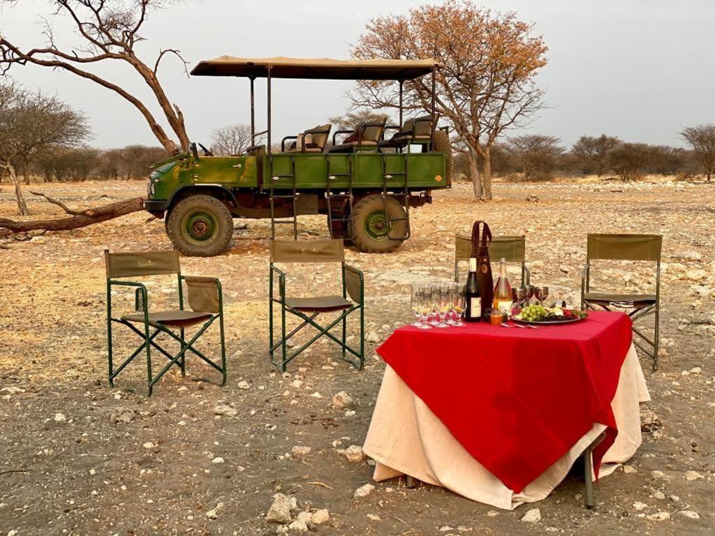 Kifaru Bush Camp Hotel เอาท์โจ ภายนอก รูปภาพ